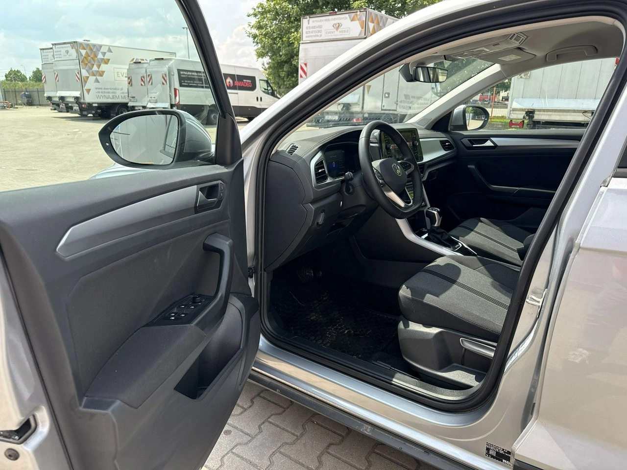 Volkswagen T-Roc - Zdjęcie 9