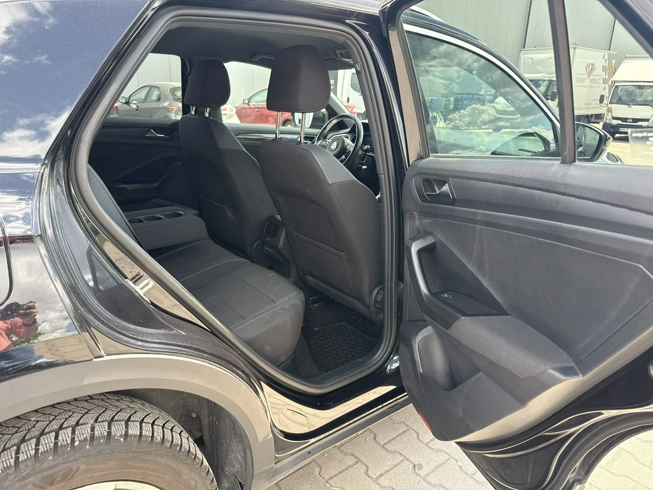 Volkswagen T-Roc - Zdjęcie 16