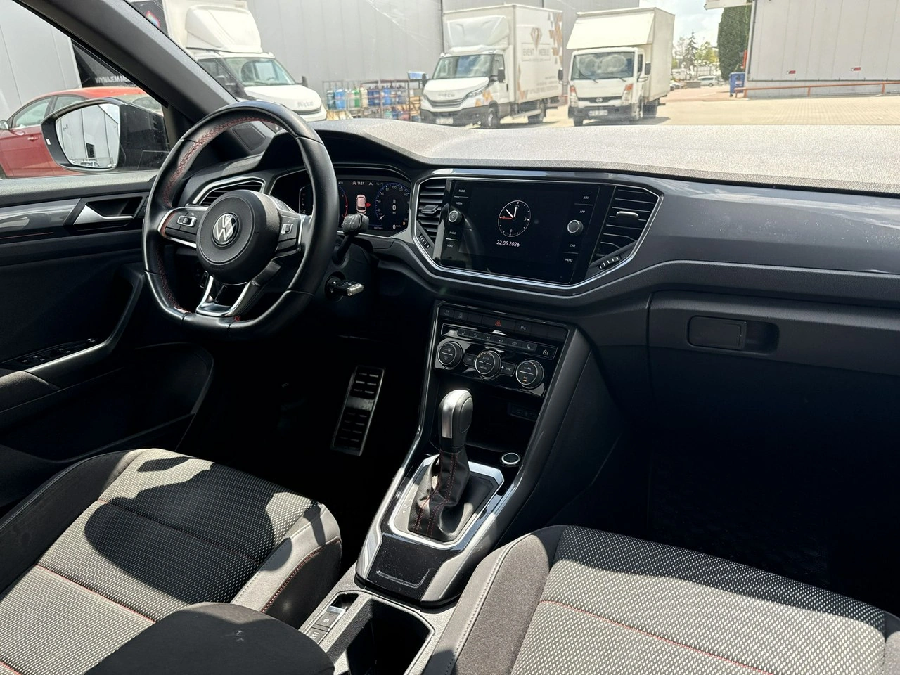 Volkswagen T-Roc - Zdjęcie 20