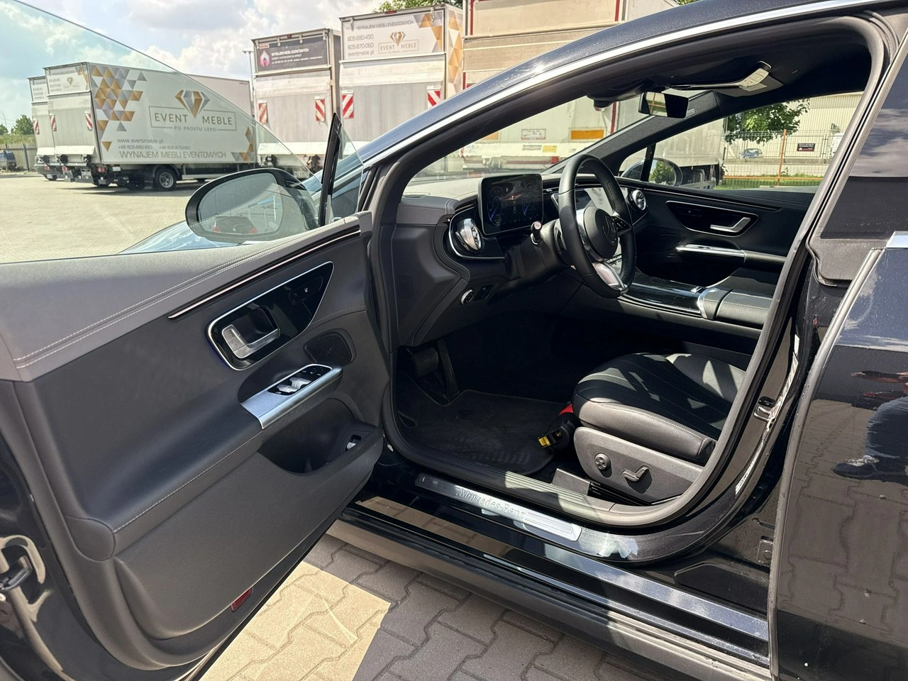 Mercedes EQE - Zdjęcie 9