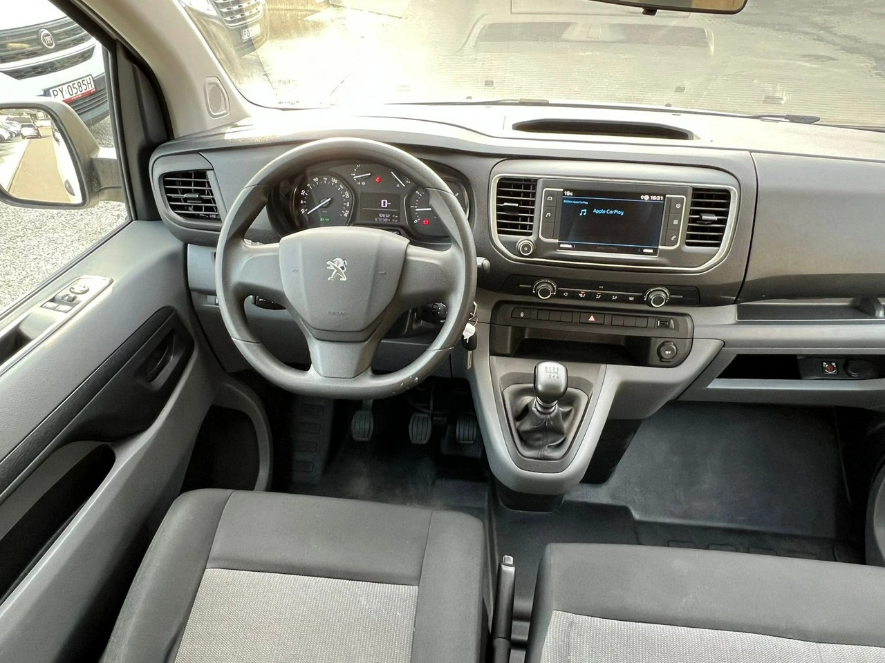 Peugeot Traveller - Zdjęcie 8