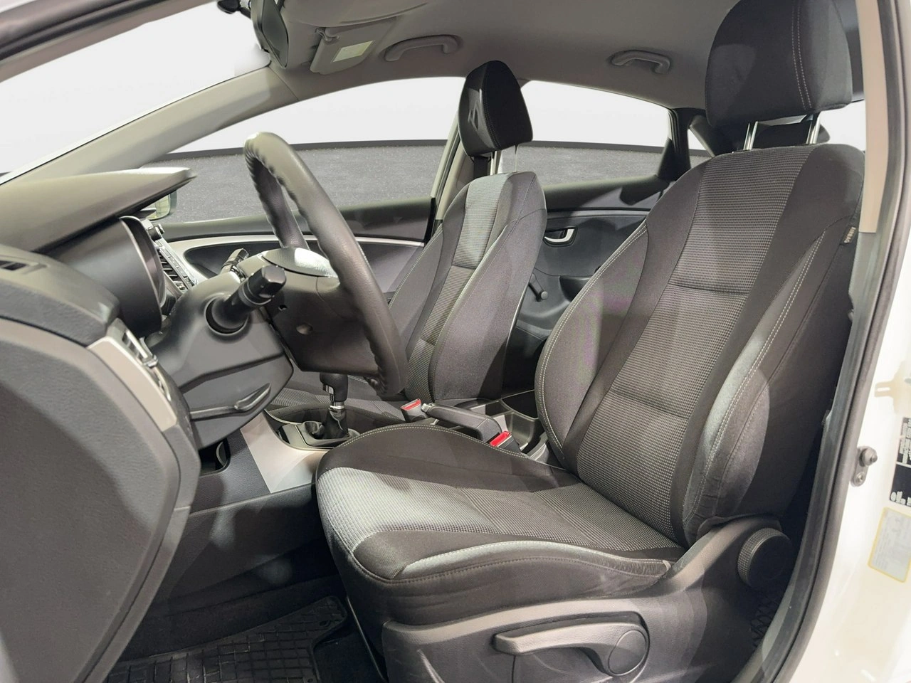Hyundai i30 - Zdjęcie 11