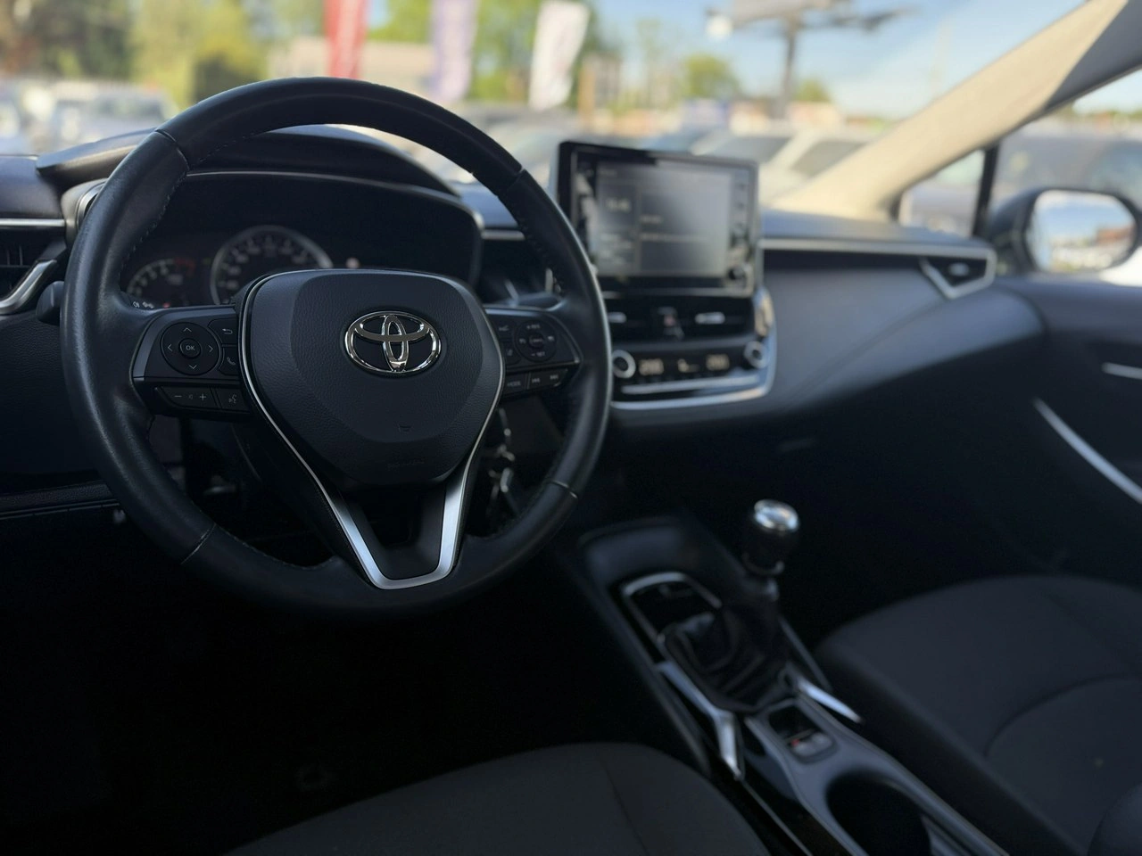 Toyota Corolla - Zdjęcie 12