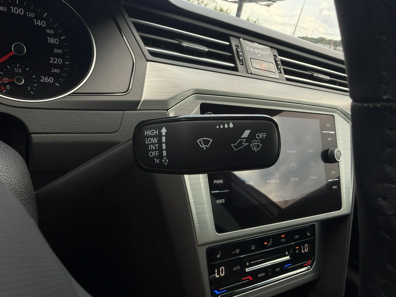 Volkswagen Passat - Zdjęcie 20