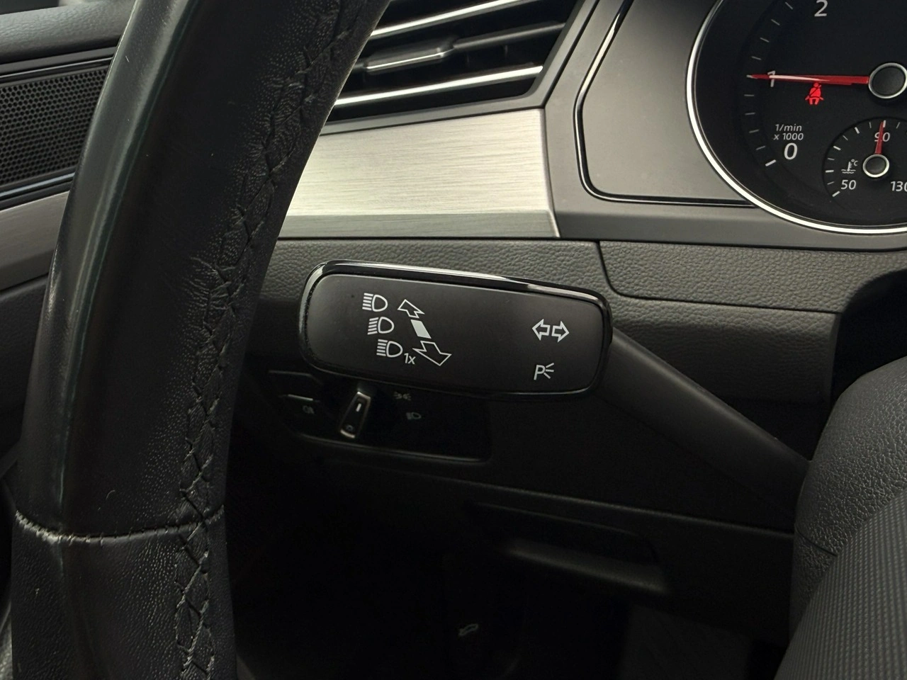 Volkswagen Passat - Zdjęcie 21
