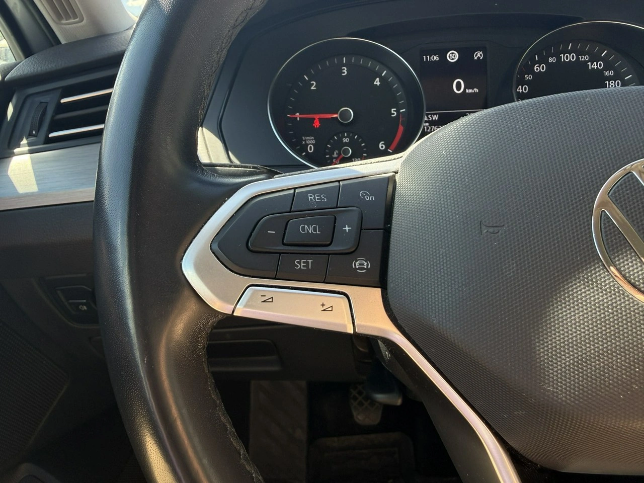 Volkswagen Passat - Zdjęcie 8