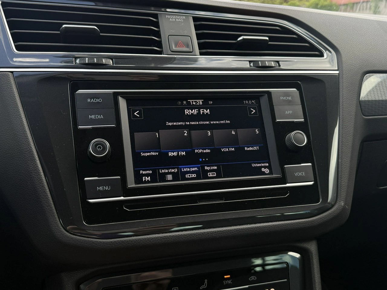 Volkswagen Tiguan - Zdjęcie 10
