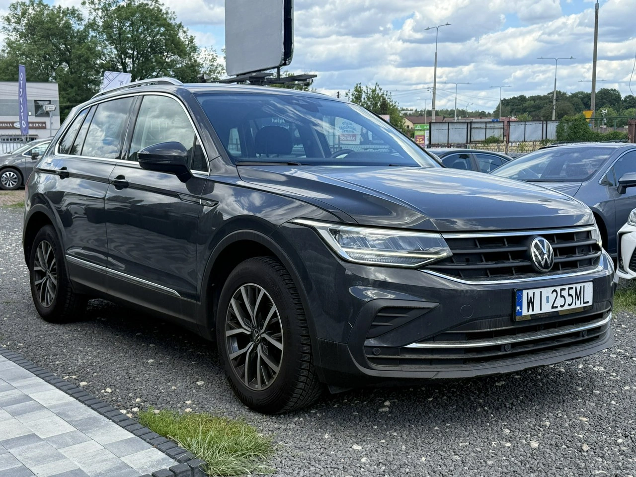 Volkswagen Tiguan - Zdjęcie 1