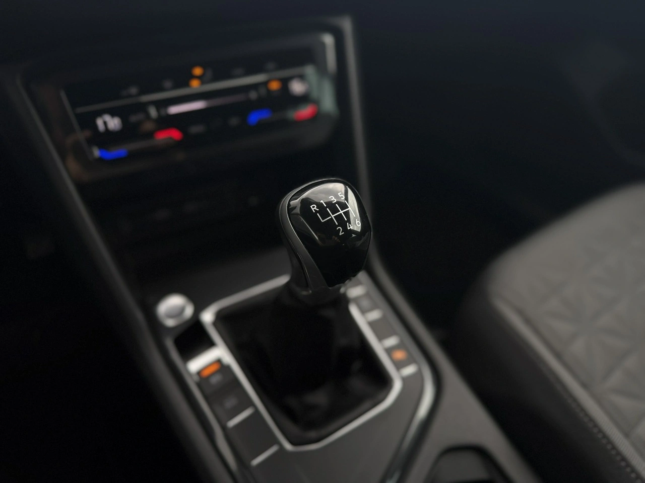 Volkswagen Tiguan - Zdjęcie 26