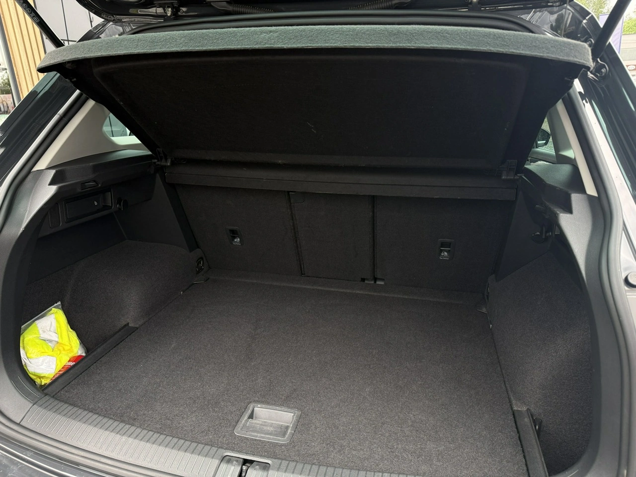 Volkswagen Tiguan - Zdjęcie 35