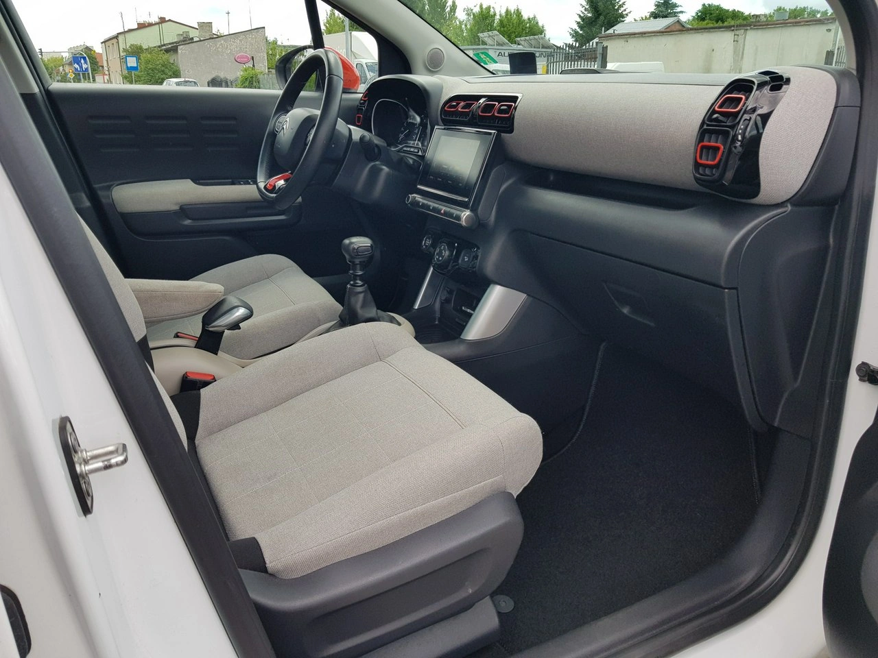 Citroën C3 Aircross - Zdjęcie 17