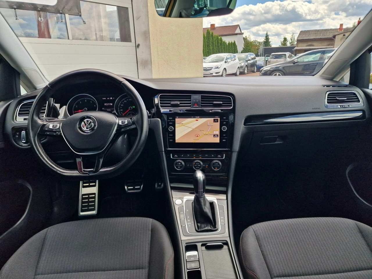 Volkswagen Golf - Zdjęcie 17