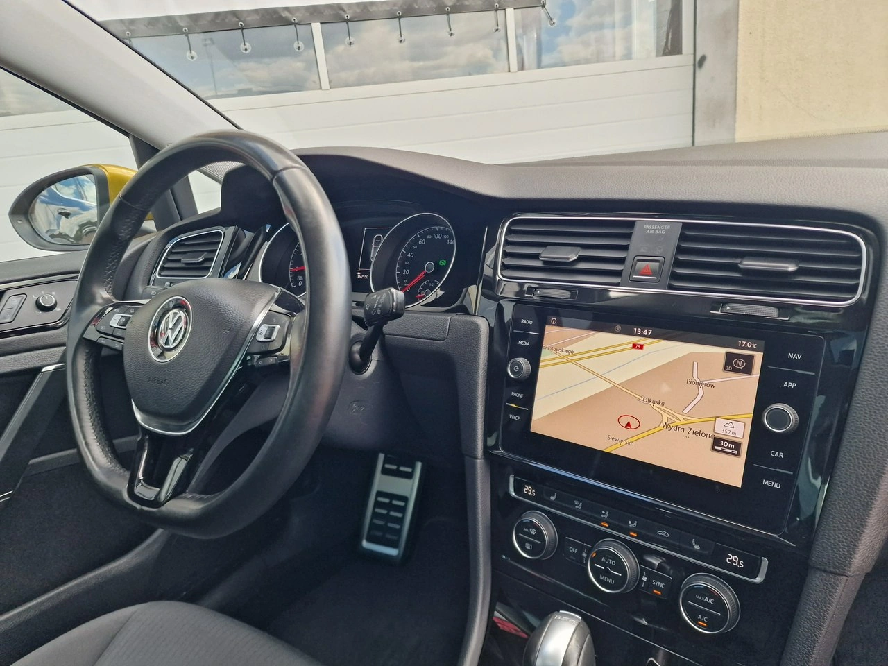 Volkswagen Golf - Zdjęcie 28