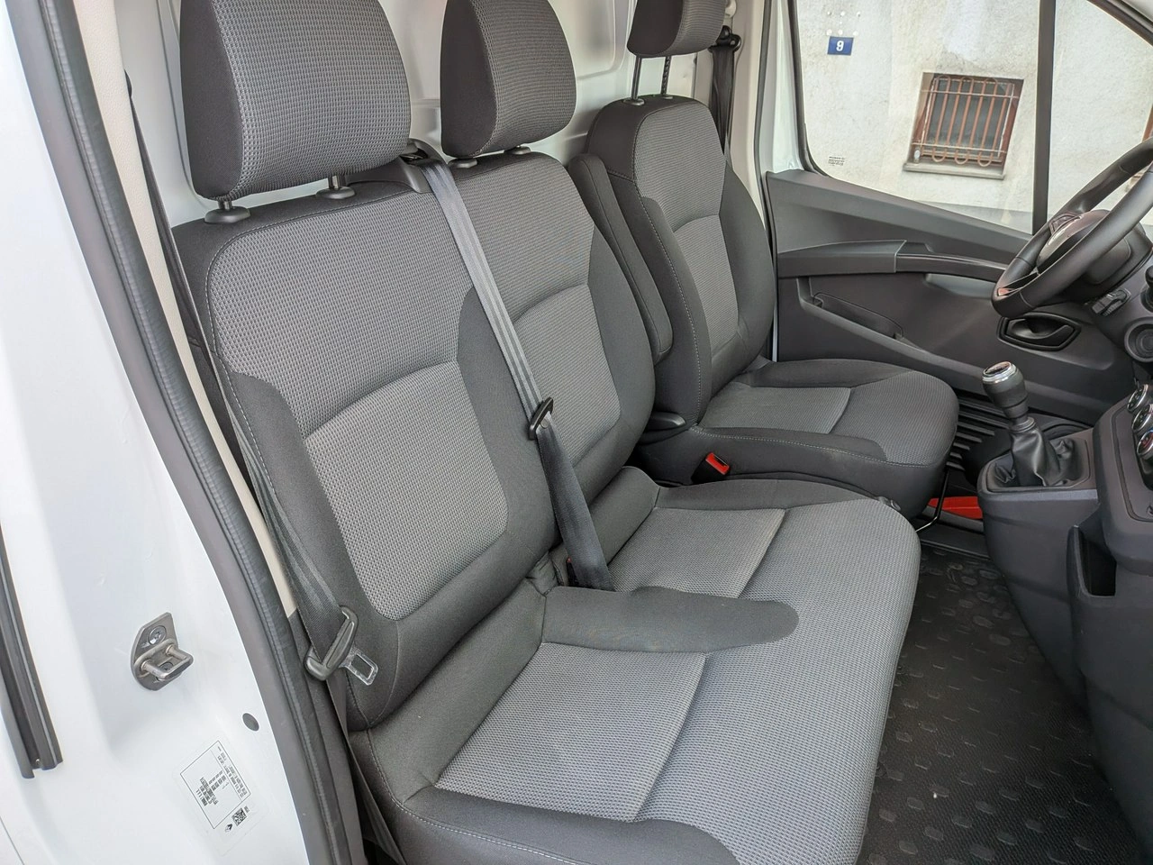 Renault Trafic - Zdjęcie 17