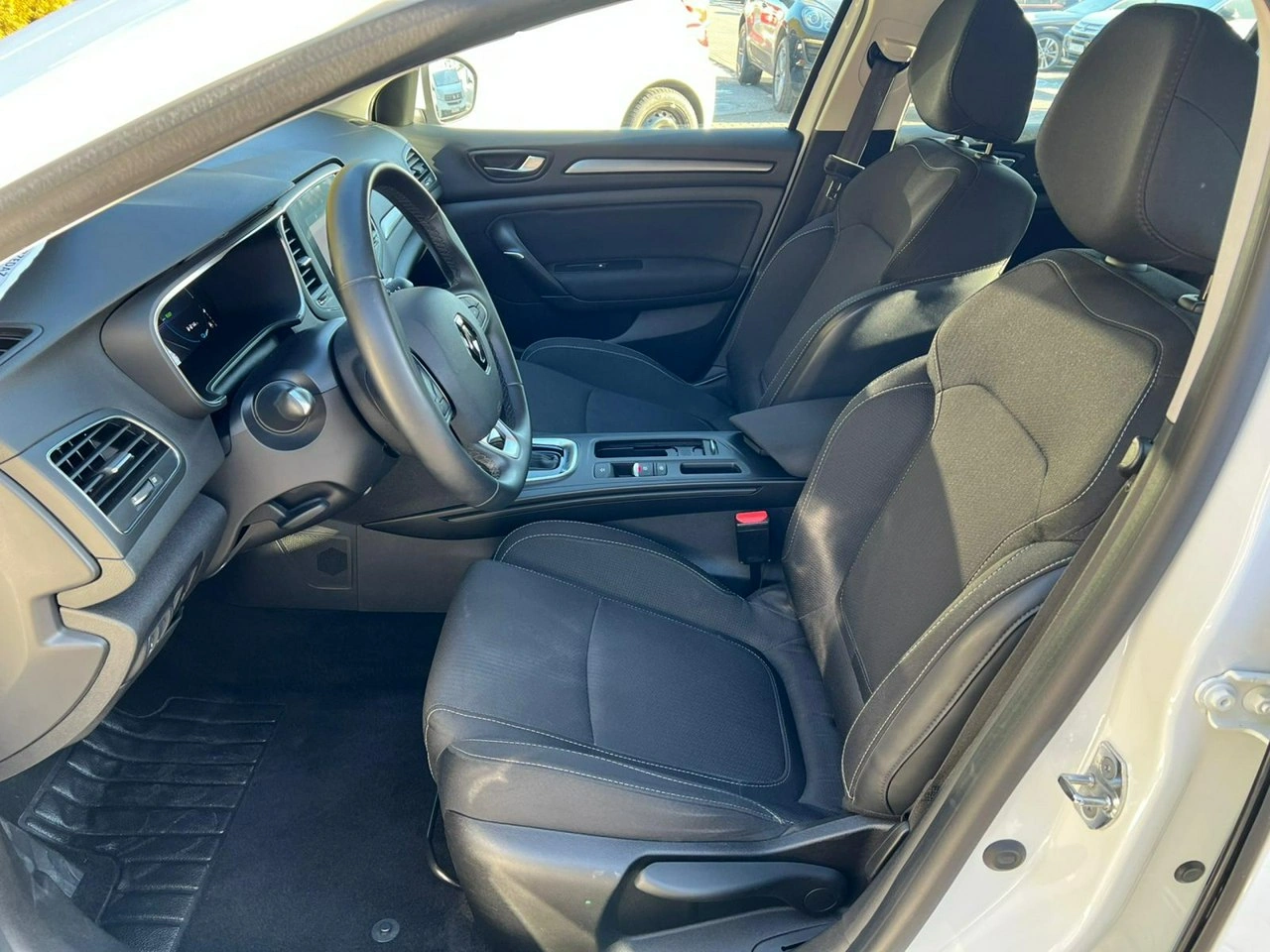 Renault Megane - Zdjęcie 12