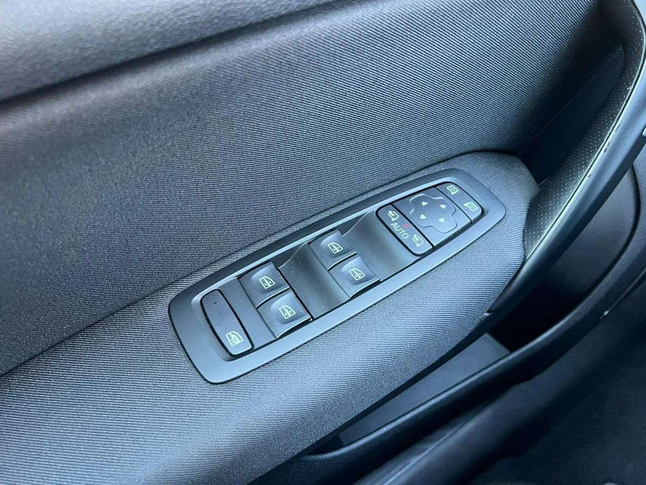 Renault Megane - Zdjęcie 13