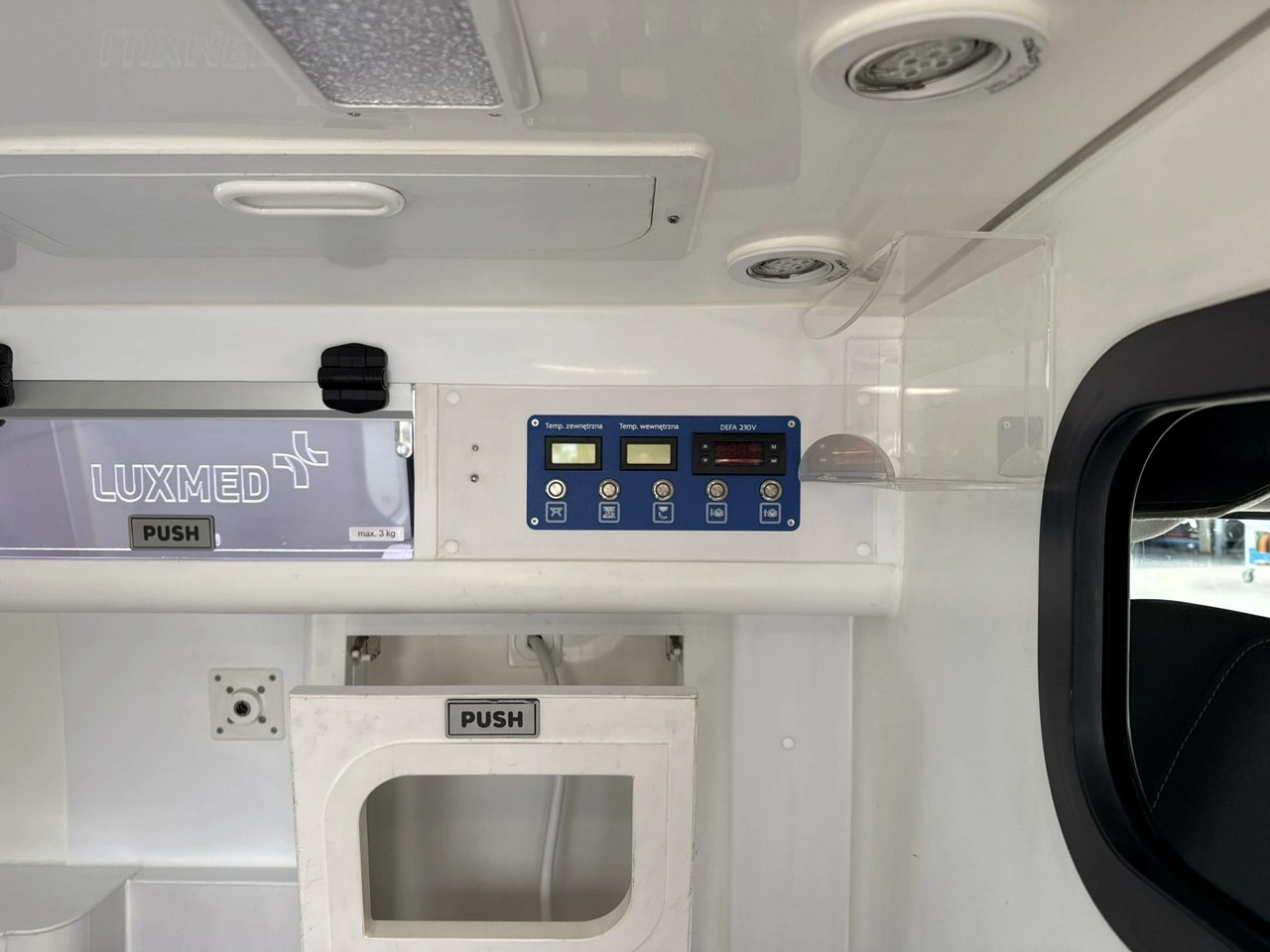 Ford Transit Connect - Zdjęcie 18