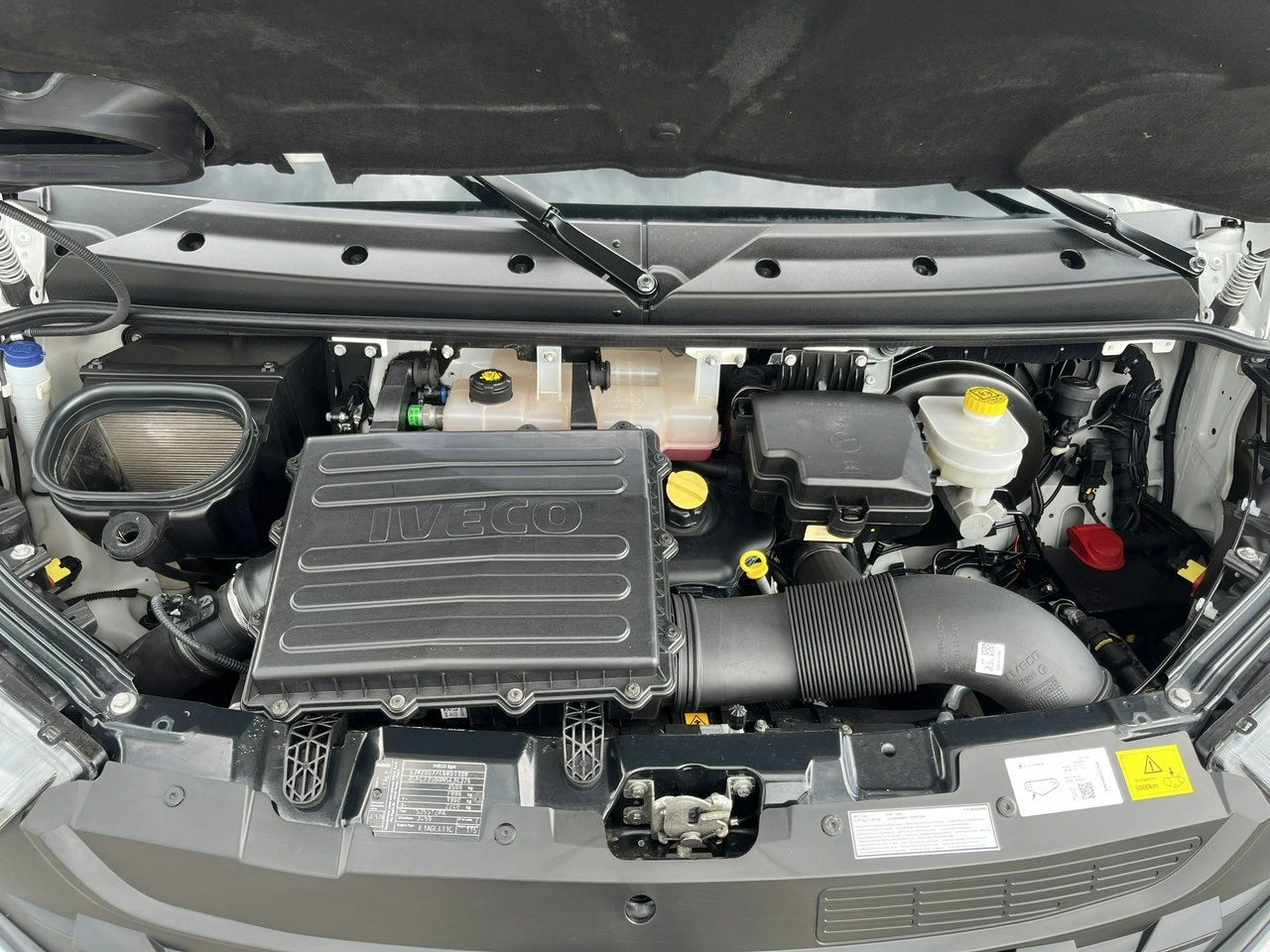 Iveco Daily - Zdjęcie 22