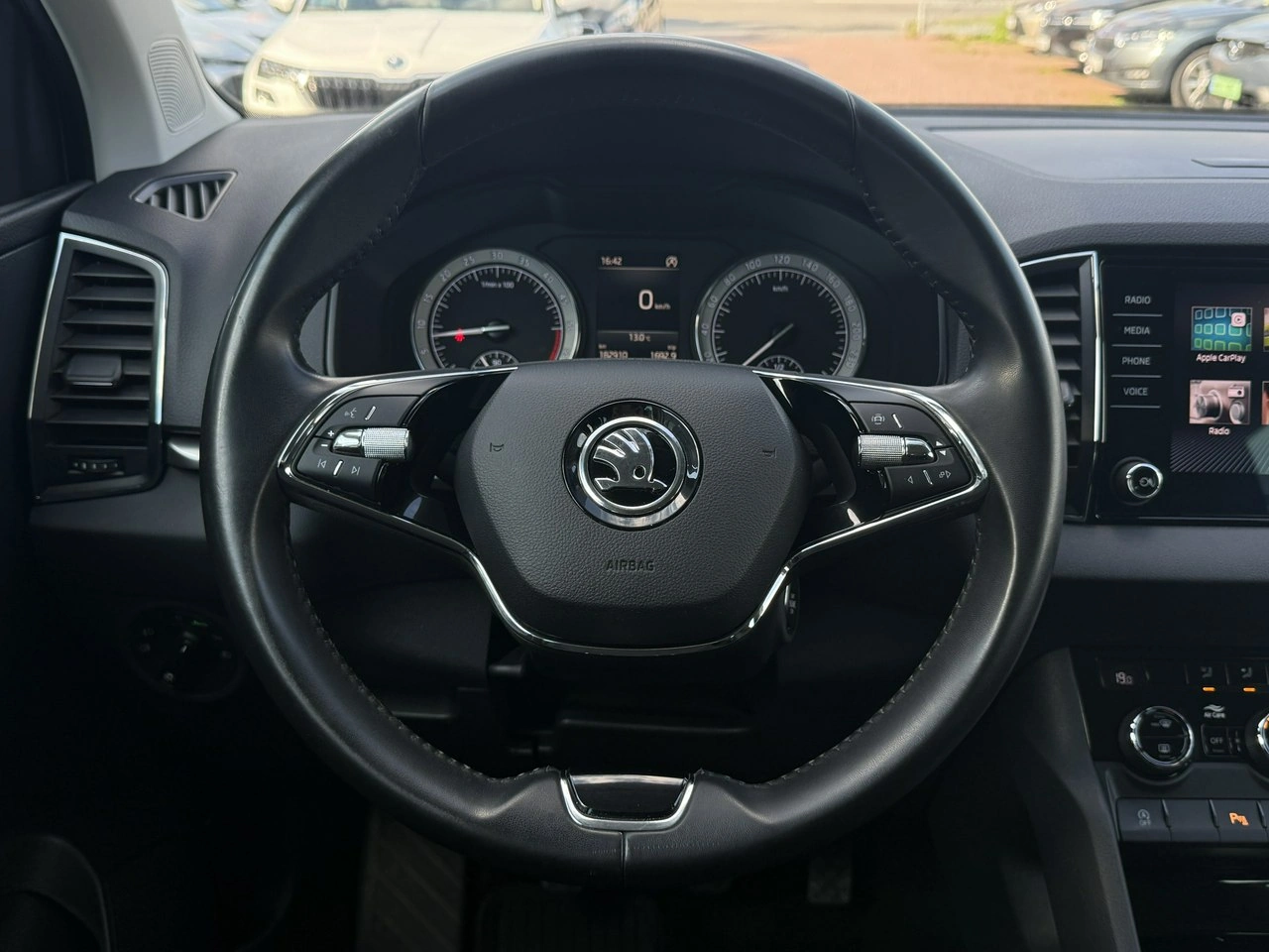 Skoda Karoq - Zdjęcie 14
