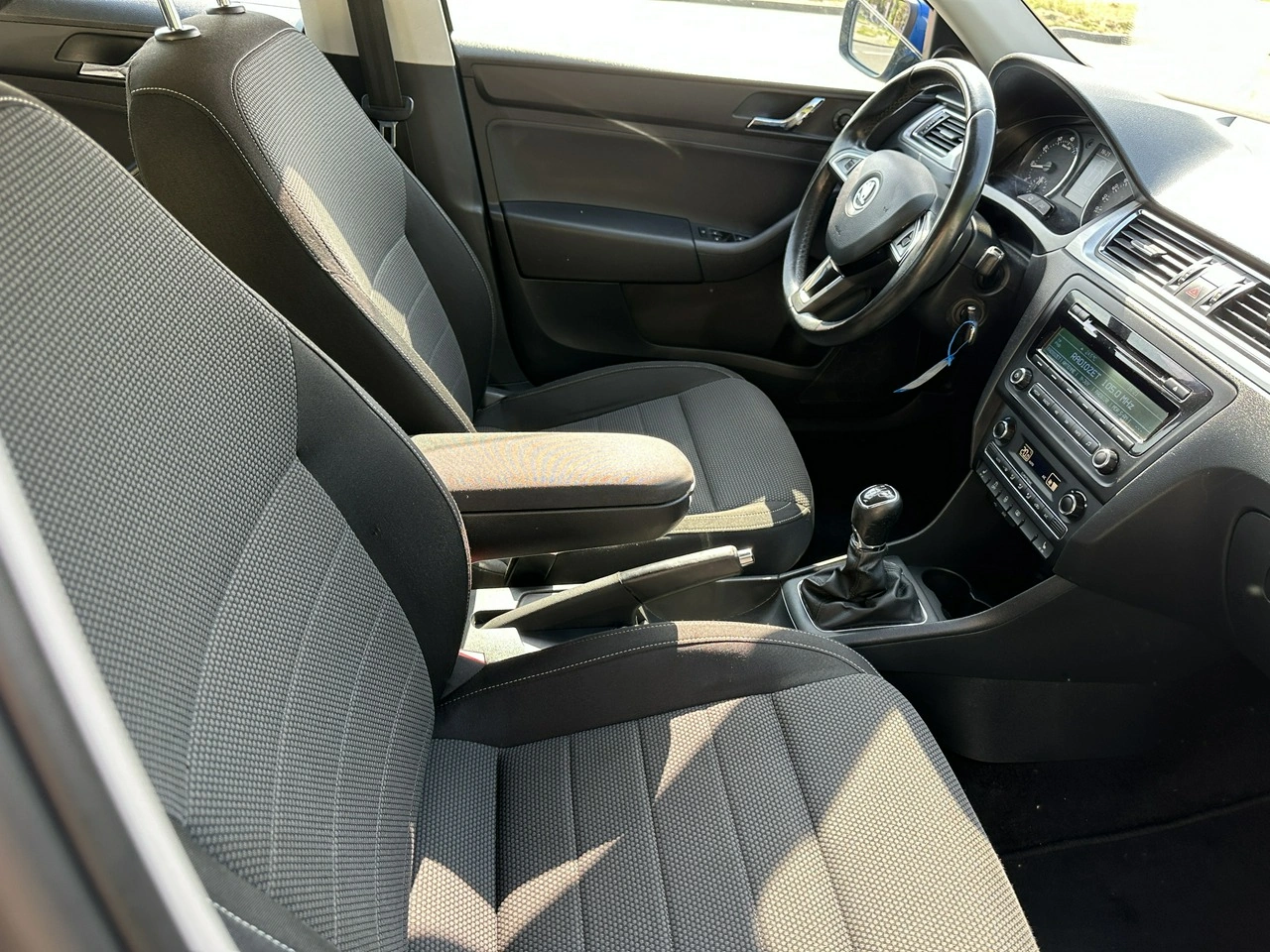 Skoda RAPID - Zdjęcie 9