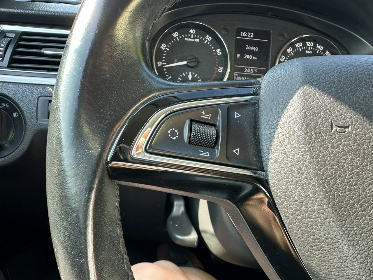 Skoda RAPID - Zdjęcie 19