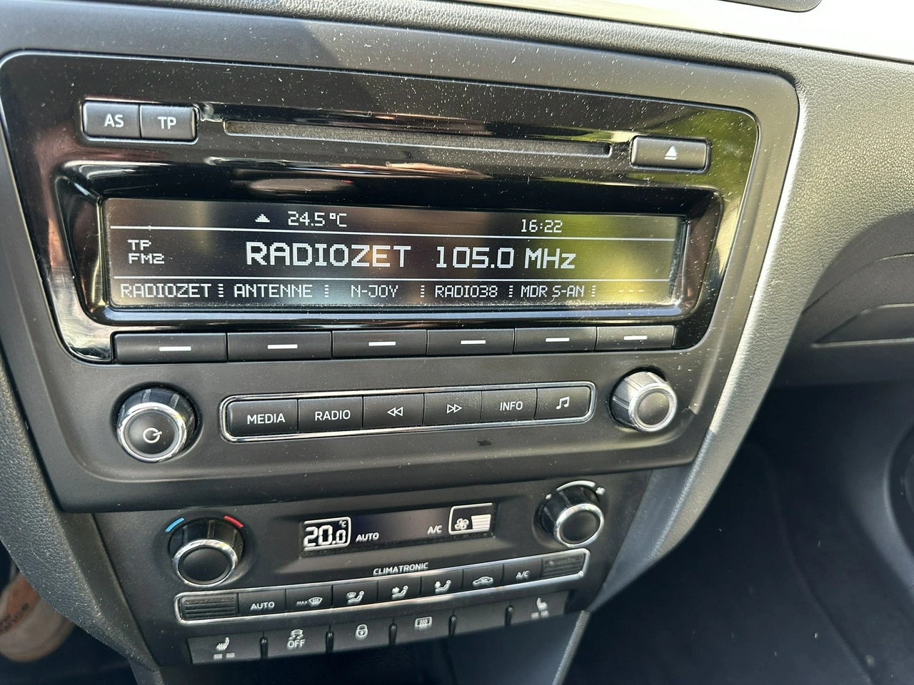 Skoda RAPID - Zdjęcie 20