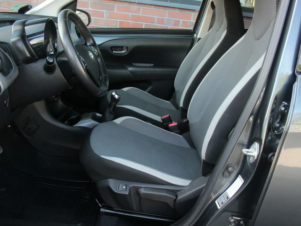 Toyota Aygo - Zdjęcie 9