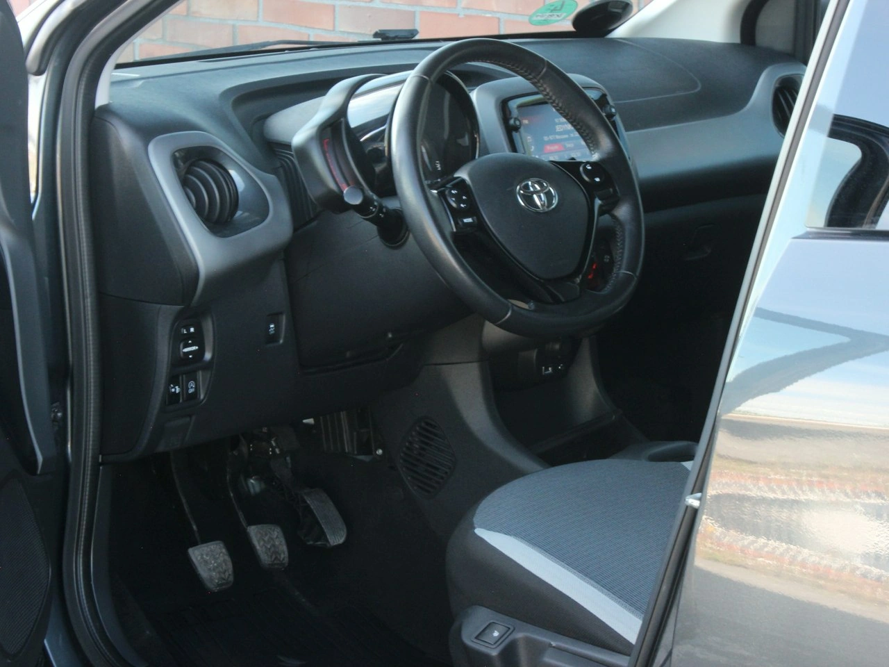 Toyota Aygo - Zdjęcie 12