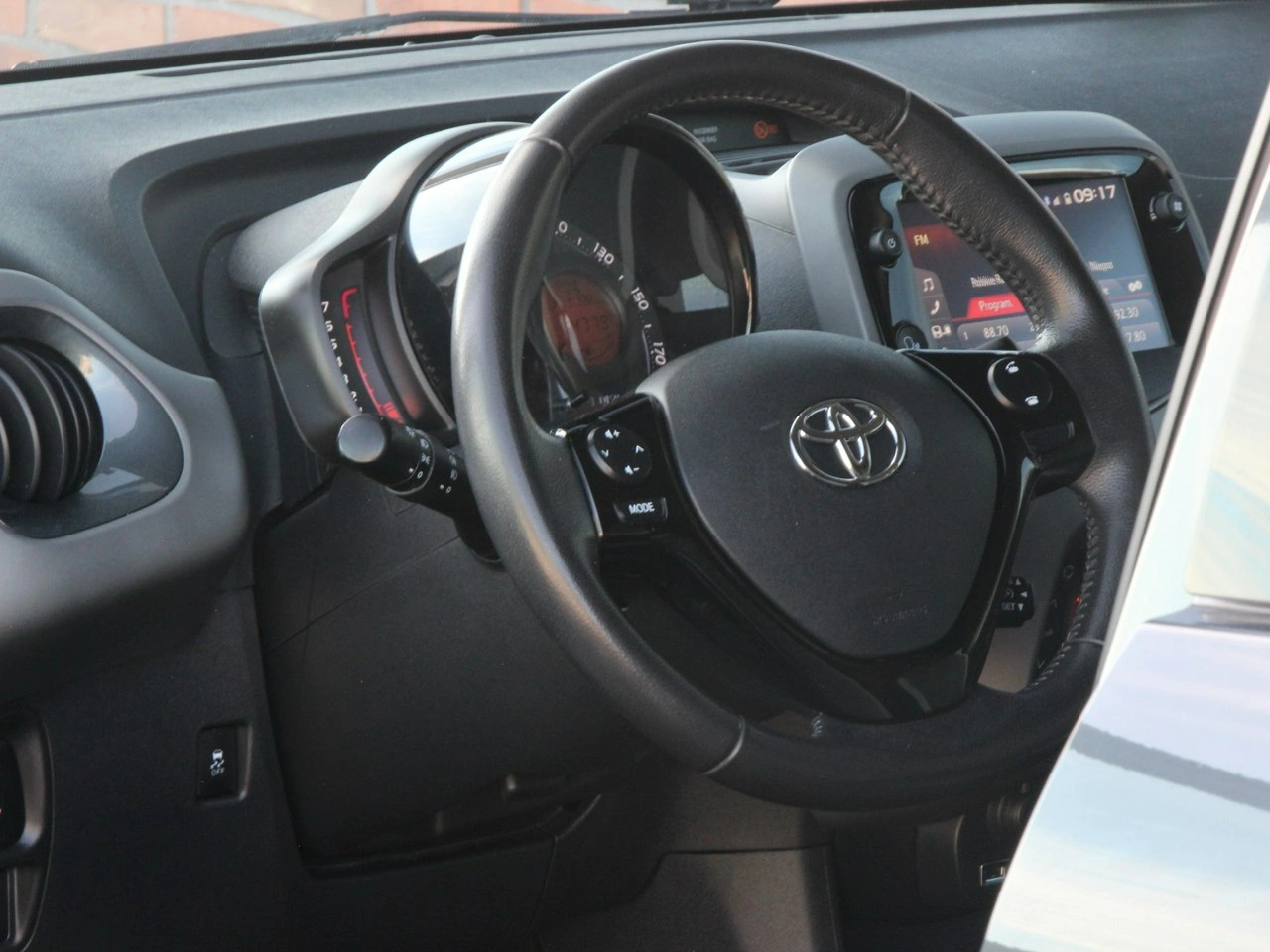 Toyota Aygo - Zdjęcie 13