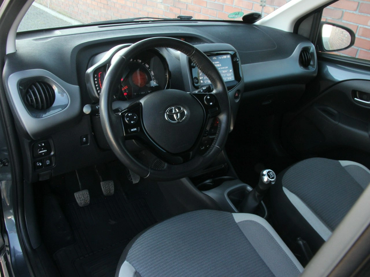 Toyota Aygo - Zdjęcie 16