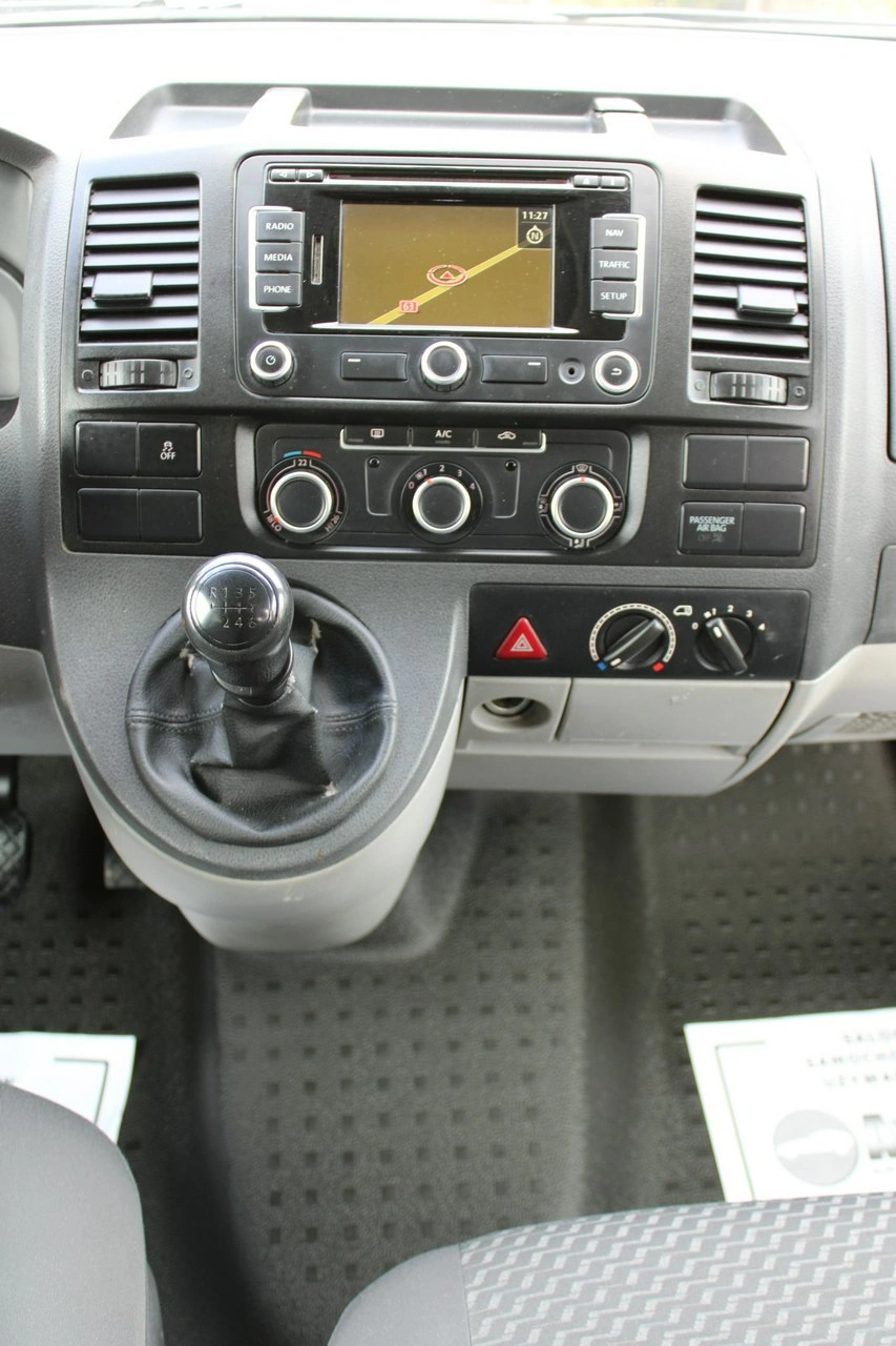 Volkswagen Transporter - Zdjęcie 22