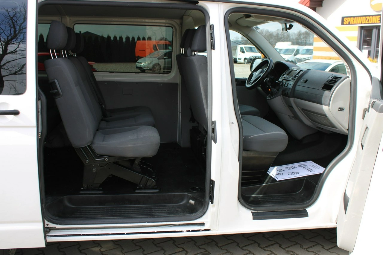 Volkswagen Transporter - Zdjęcie 25