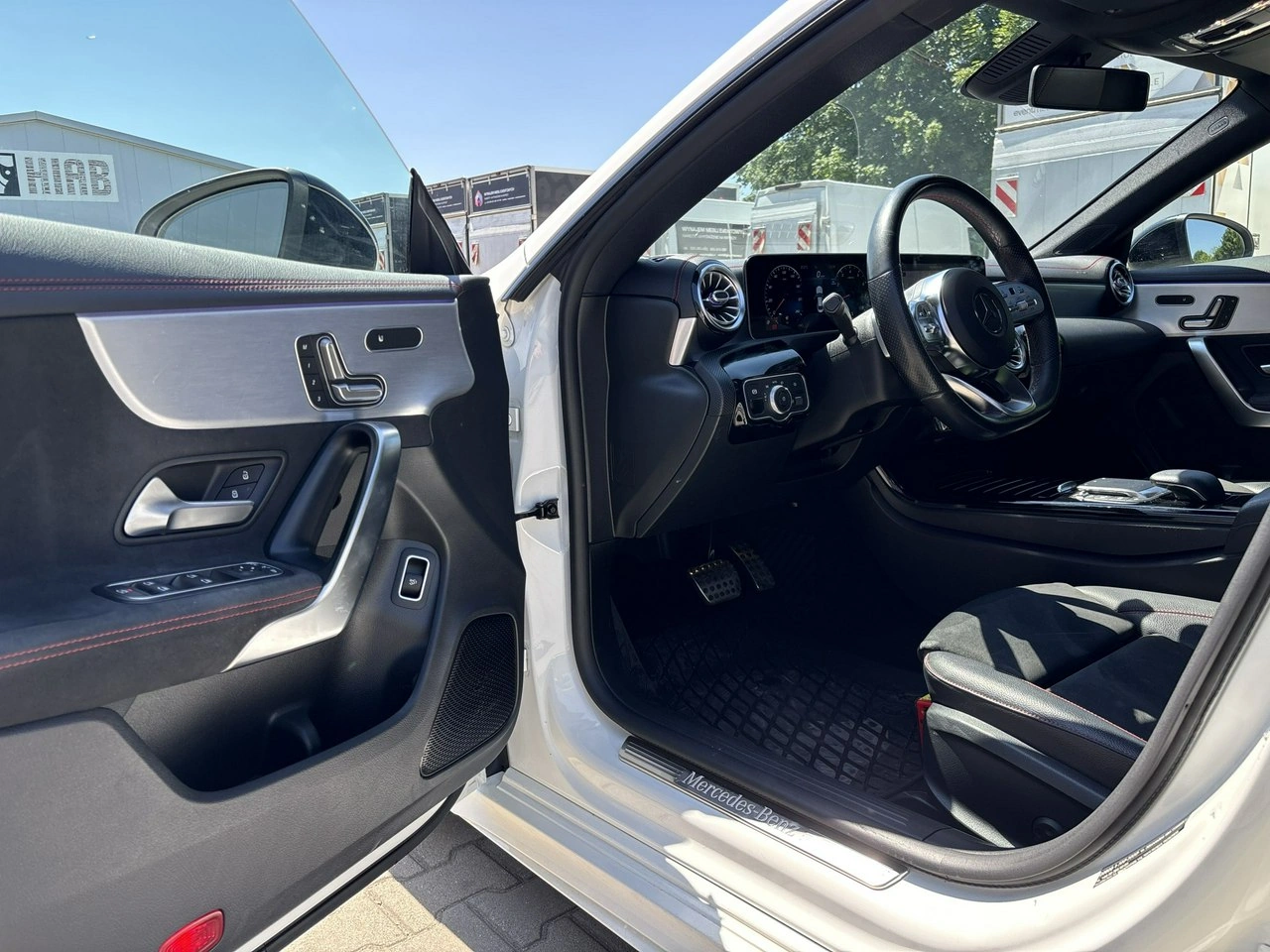 Mercedes CLA 200 - Zdjęcie 9