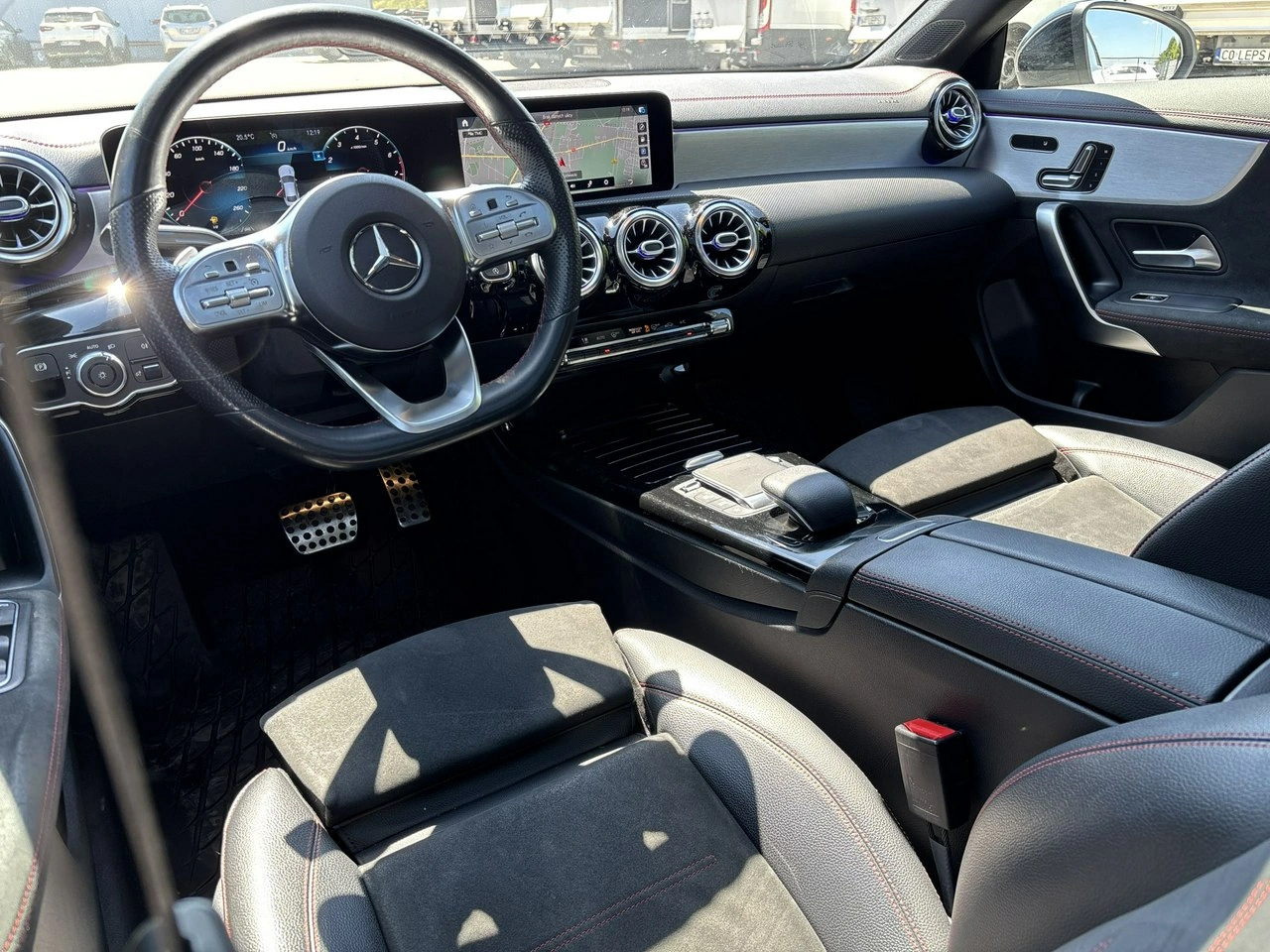 Mercedes CLA 200 - Zdjęcie 12