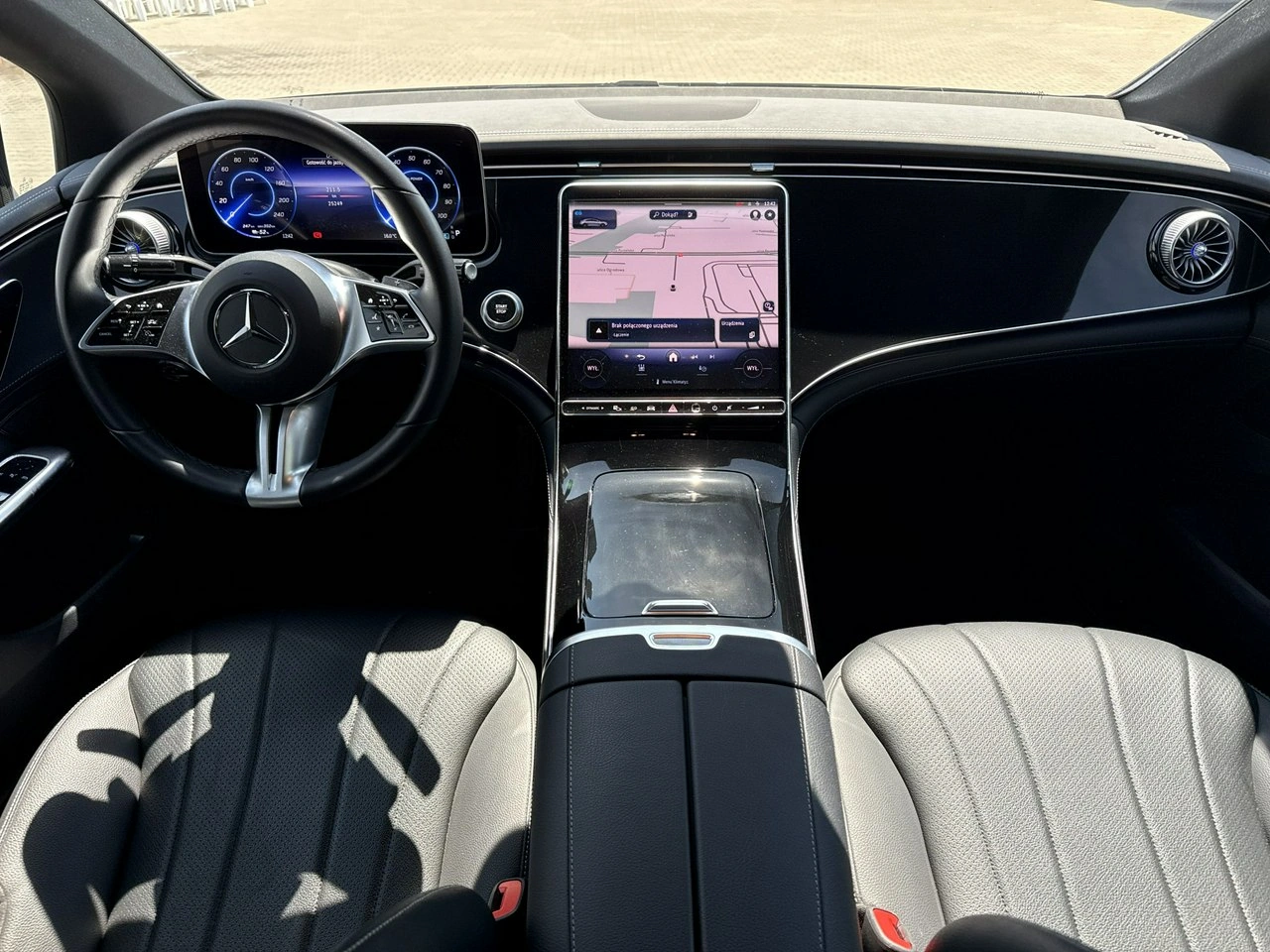 Mercedes EQE - Zdjęcie 21