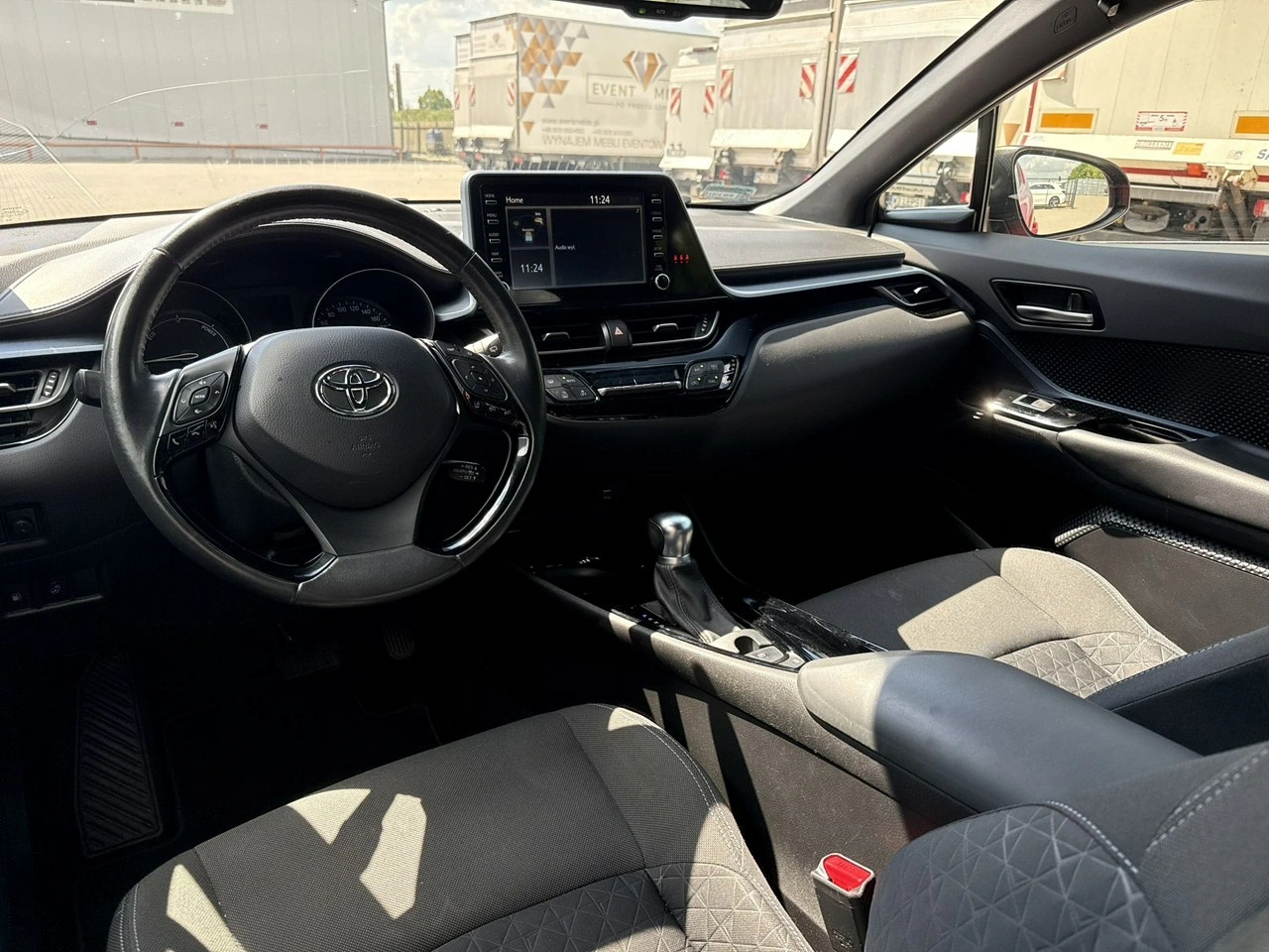 Toyota C-HR - Zdjęcie 12