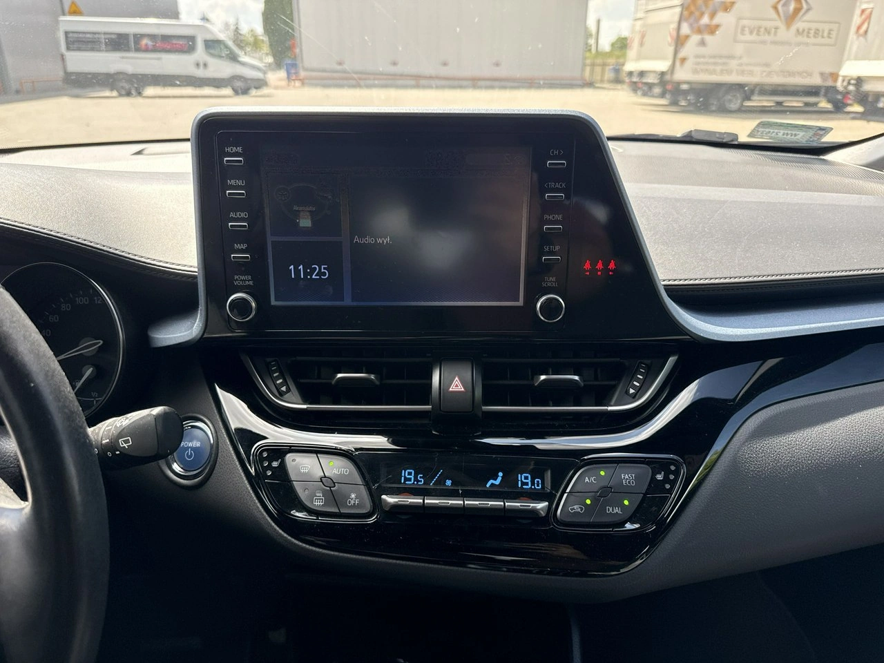 Toyota C-HR - Zdjęcie 22