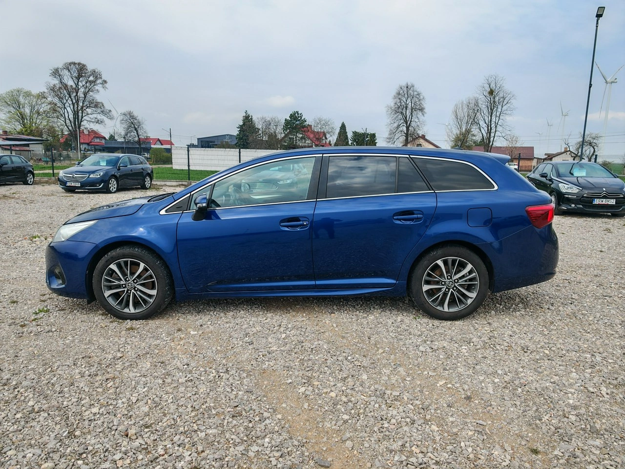 Toyota Avensis - Zdjęcie 1