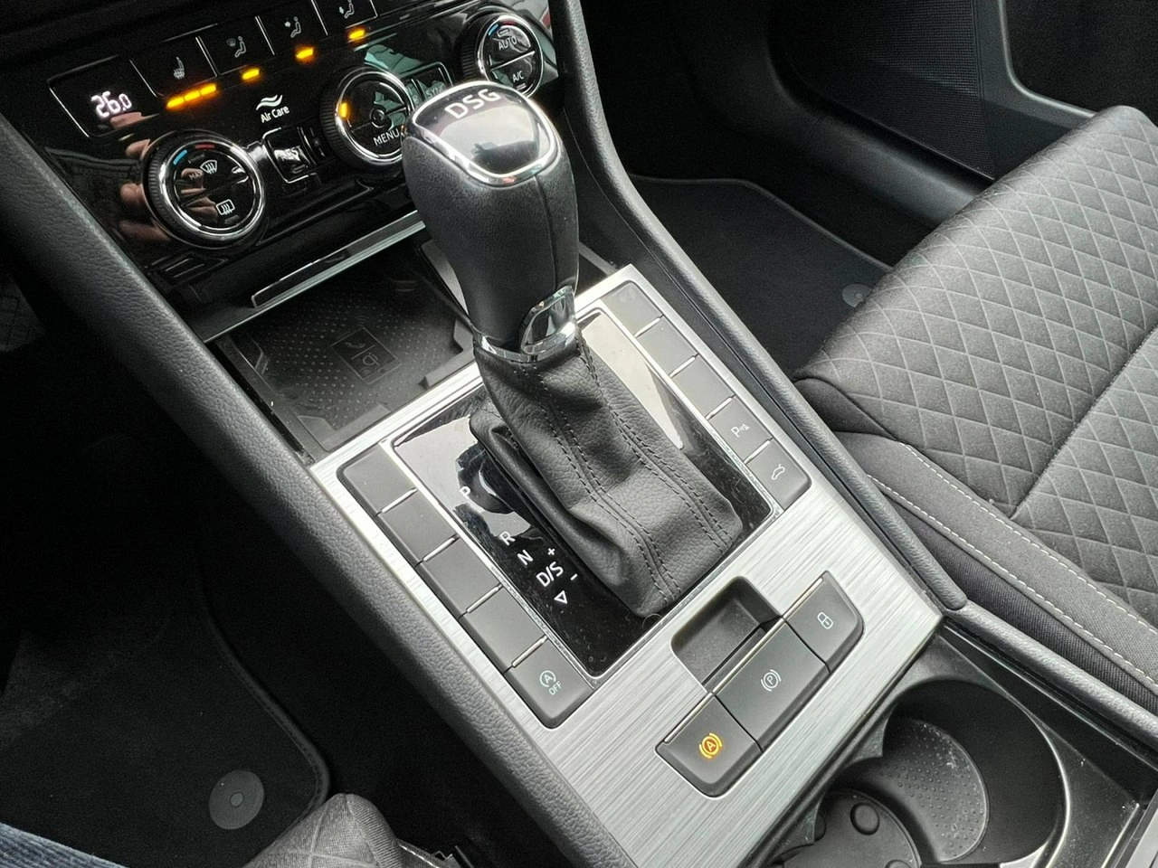 Skoda Superb - Zdjęcie 17