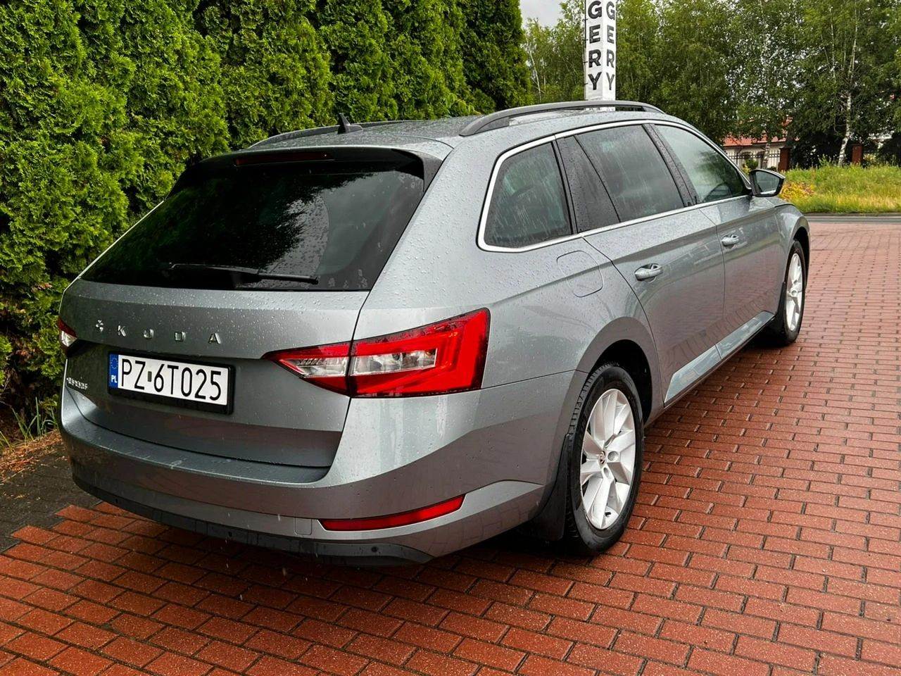 Skoda Superb - Zdjęcie 4