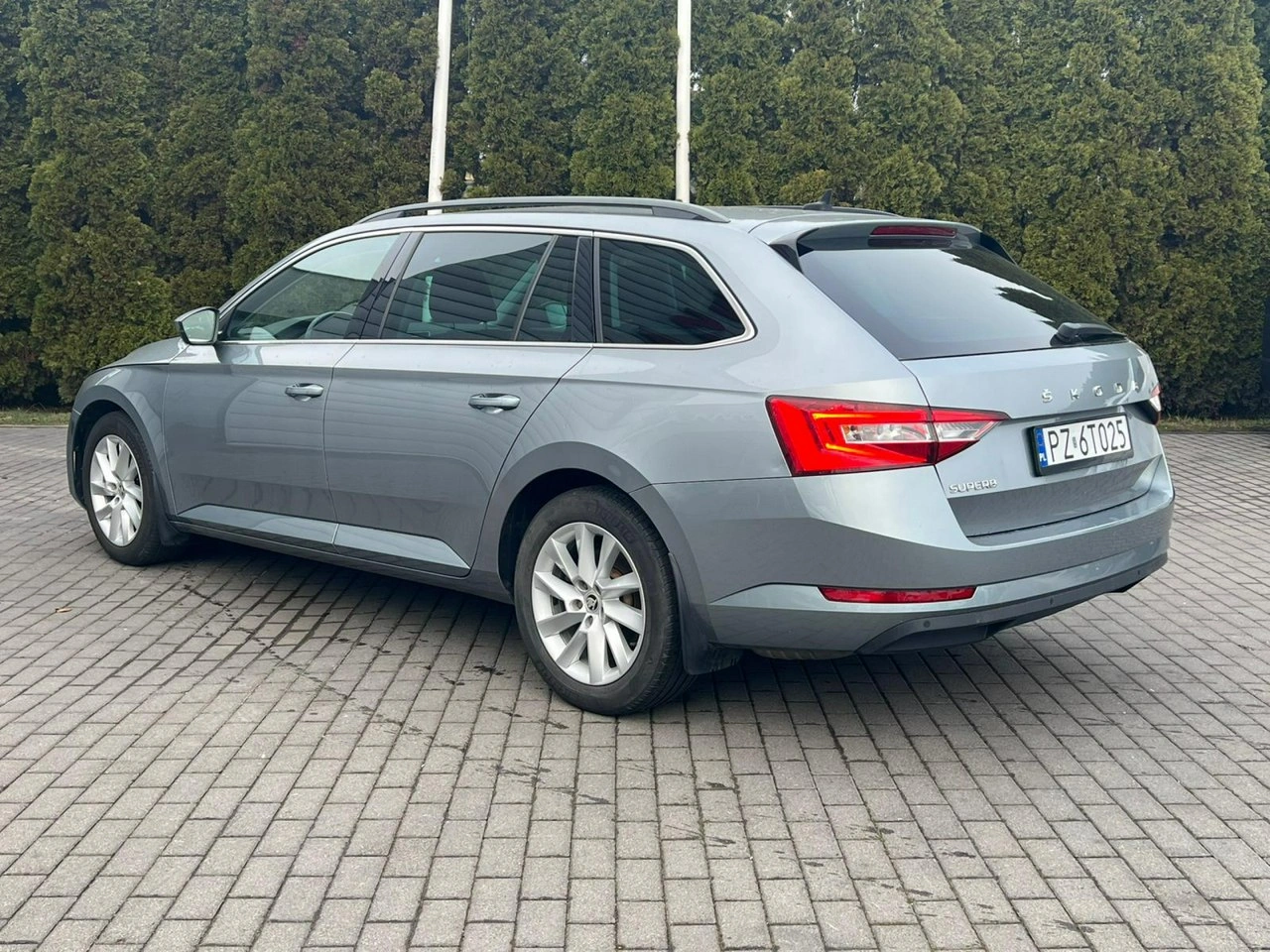 Skoda Superb - Zdjęcie 4