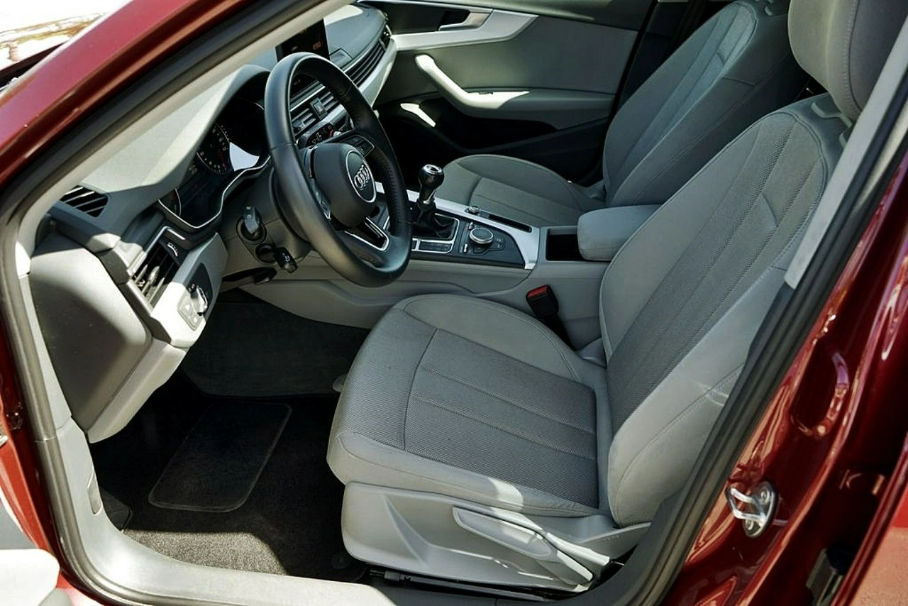 Audi A4 - Zdjęcie 19