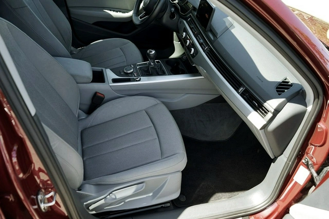 Audi A4 - Zdjęcie 20