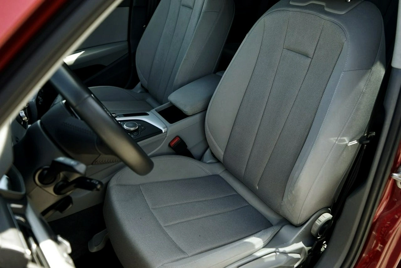 Audi A4 - Zdjęcie 21