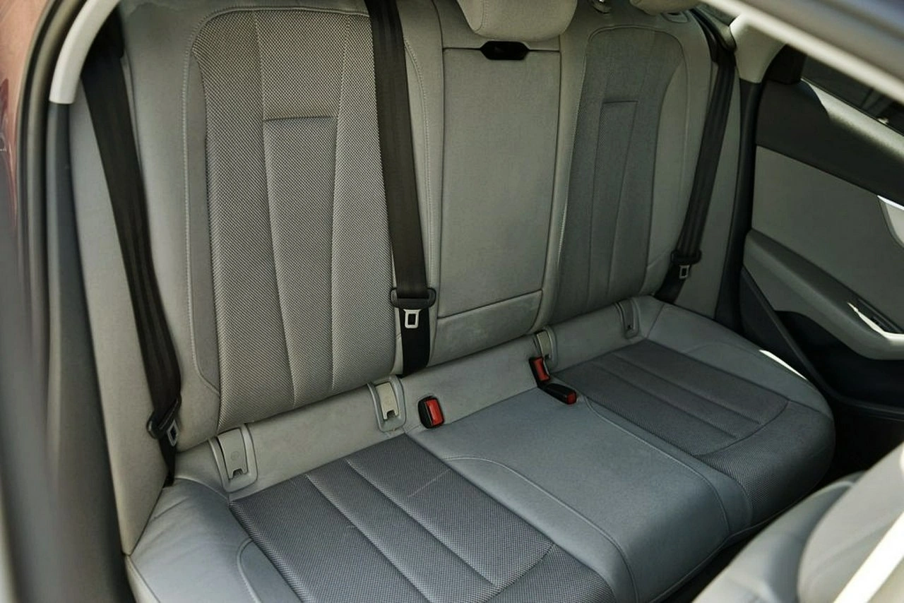 Audi A4 - Zdjęcie 24