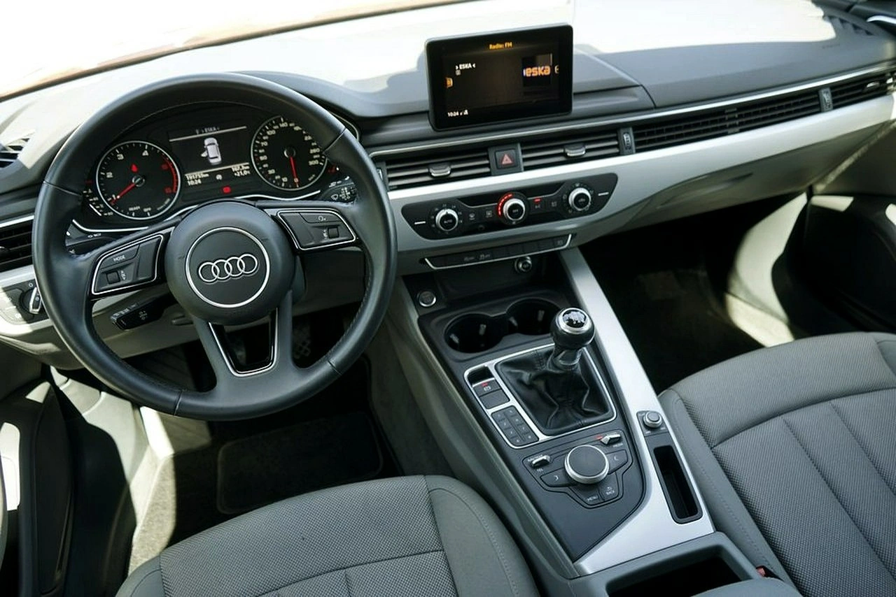 Audi A4 - Zdjęcie 27