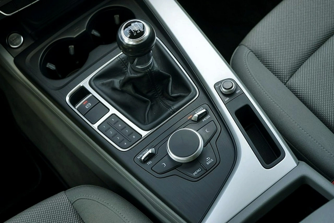 Audi A4 - Zdjęcie 29