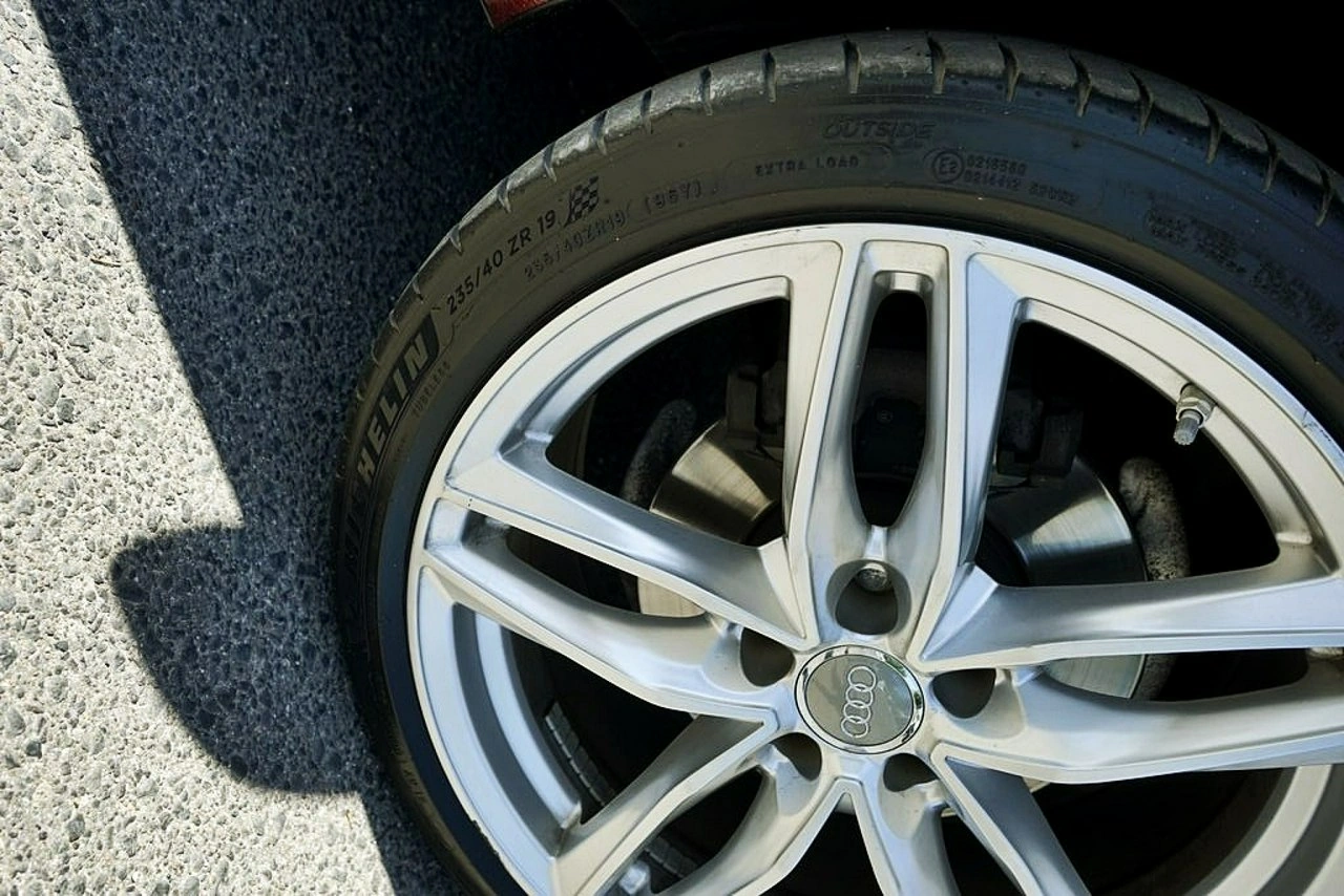 Audi A4 - Zdjęcie 37
