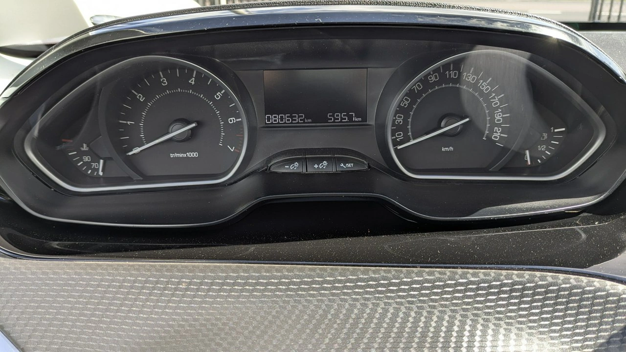 Peugeot 2008 - Zdjęcie 20
