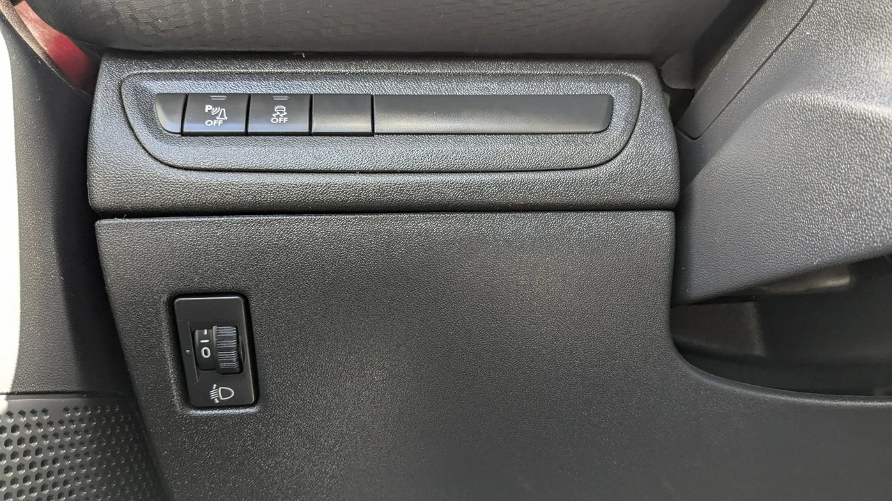 Peugeot 2008 - Zdjęcie 29